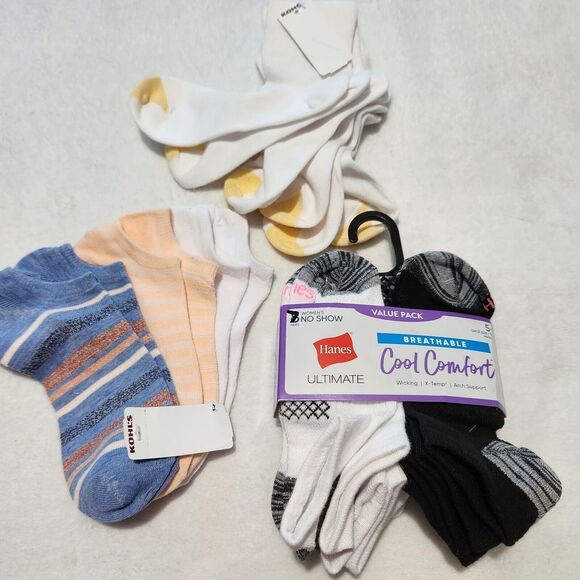 Hanes Socks For Womens Size 5-9 Multicolor 13 Pairs   B6 - Picture 1 of 8